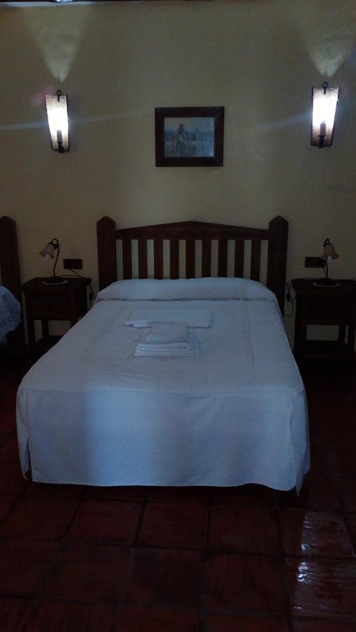 El Nido Villa Zahara De La Sierra Luaran gambar
