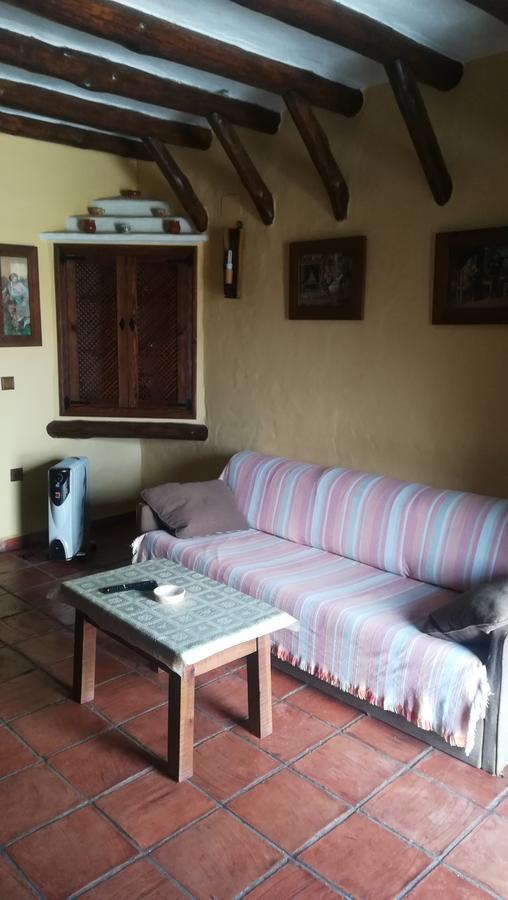 El Nido Villa Zahara De La Sierra Luaran gambar